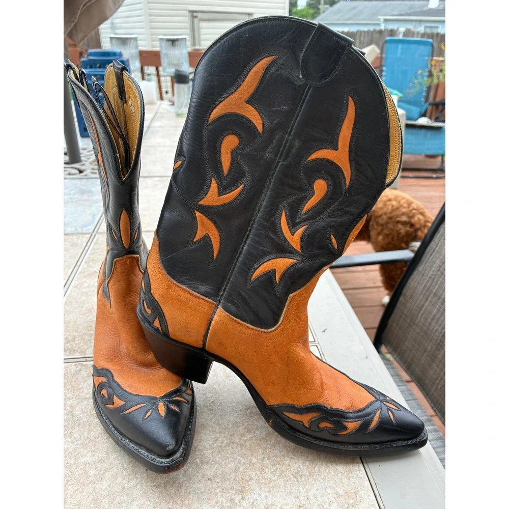 Stunning Handmade leather Cowboy Boots by The Stallion Boot & Belt Co.